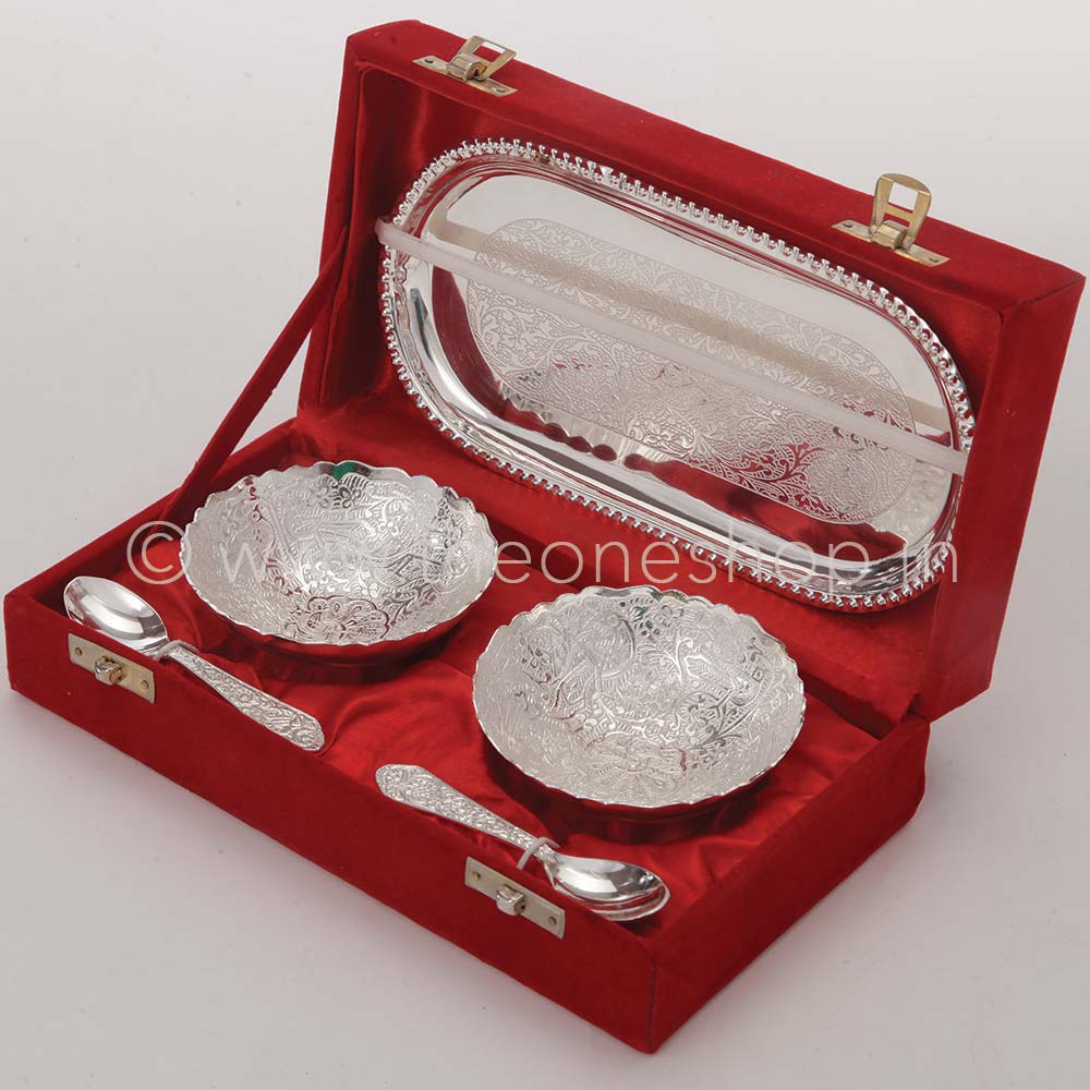Chrome Plated Gift Set (Silver) - The One Shop